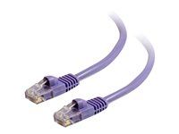 C2G Cat5e Booted Unshielded (UTP) Network Patch Cable - Patch-kabel - RJ-45 (hane) till RJ-45 (hane) - 2 m - UTP - CAT 5e - formpressad, hakfri, tvinnad - lila 83661